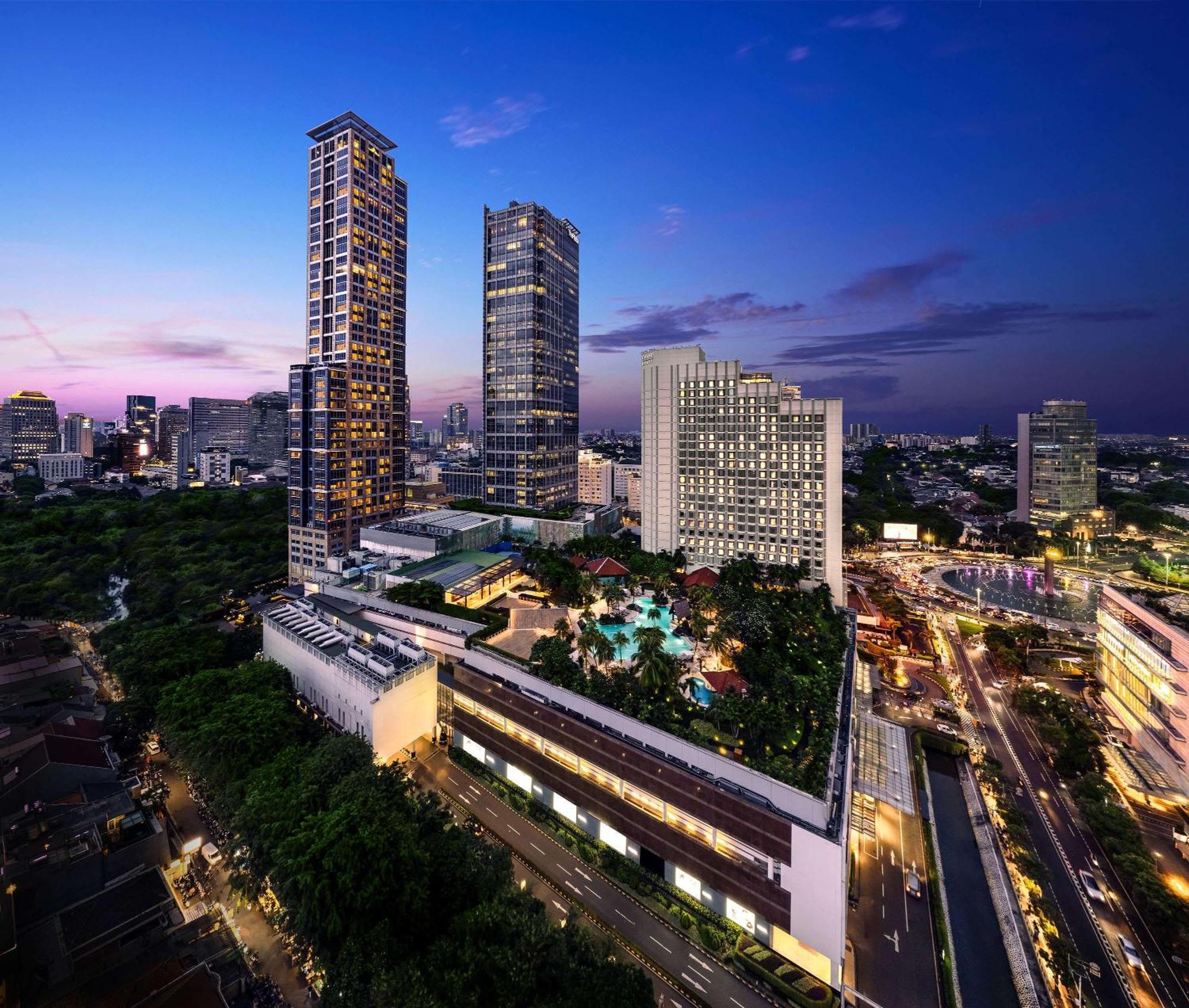 Keraton At The Plaza, Part Of The Unbound Collection By Hyatt Hotel Jacarta Exterior foto